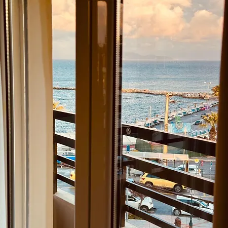 Blue Horizon Gem On The Port * Rafina (Attica)